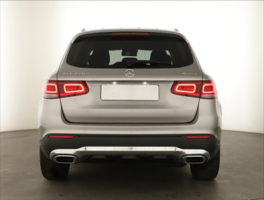 Mercedes-Benz GLC - 2020