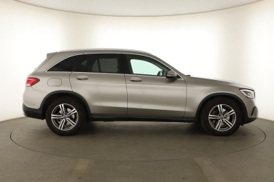 Mercedes-Benz GLC - 2020