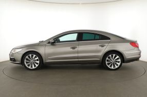 Volkswagen Passat CC - 2010