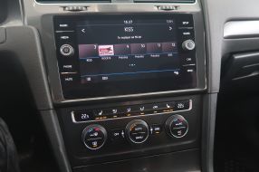 Volkswagen Golf - 2019