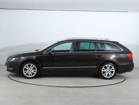 Škoda Superb - 2013