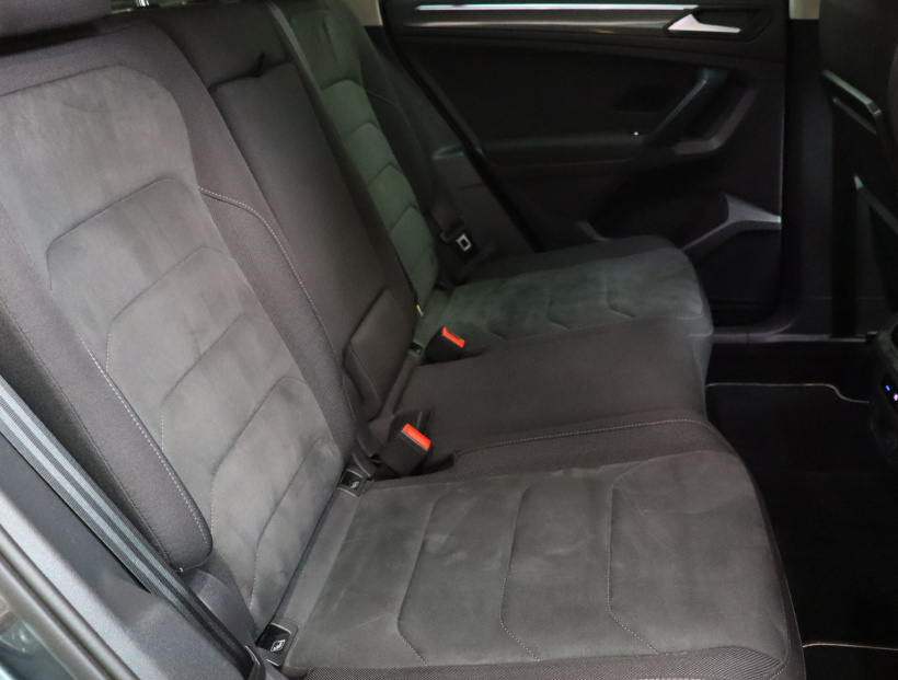 Volkswagen Tiguan, 2020