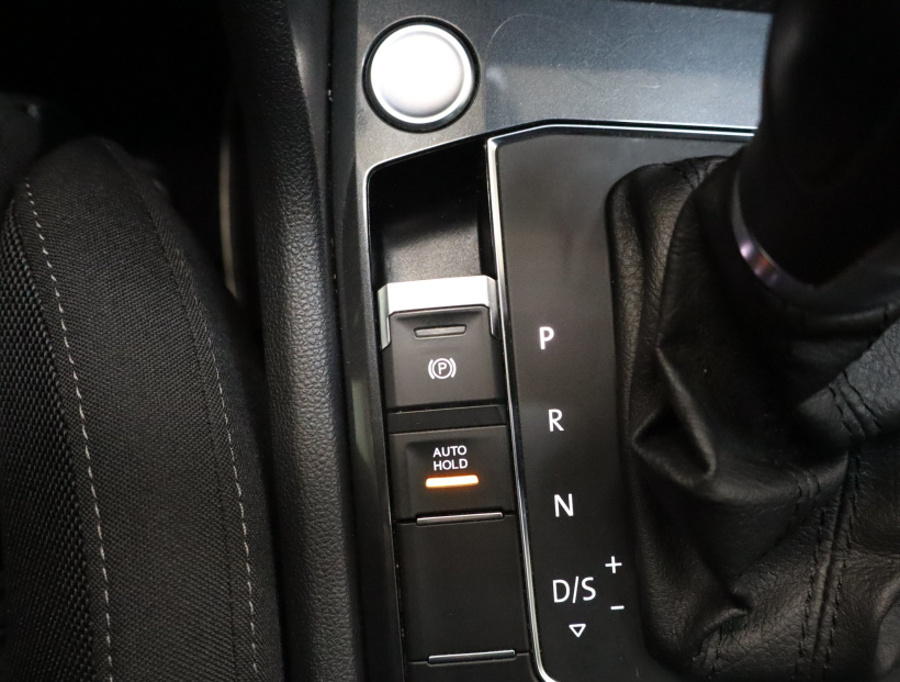 Volkswagen Tiguan, 2020