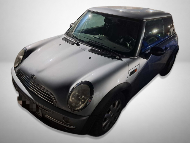 MINI 3-door 2004