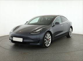 Tesla Model 3 - 2019