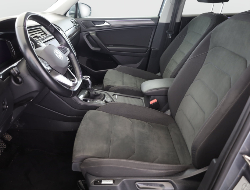 Volkswagen Tiguan, 2022