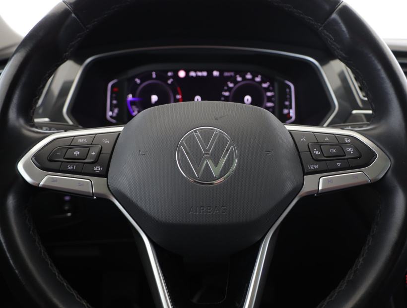Volkswagen Tiguan, 2022