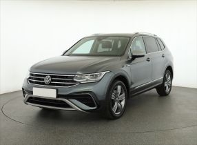 Volkswagen Tiguan - 2022