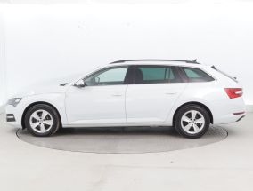 Skoda Superb - 2022