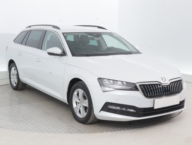Škoda Superb 2022