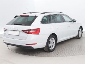 Škoda Superb - 2022