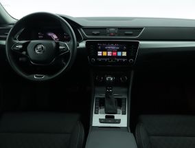 Škoda Superb - 2022