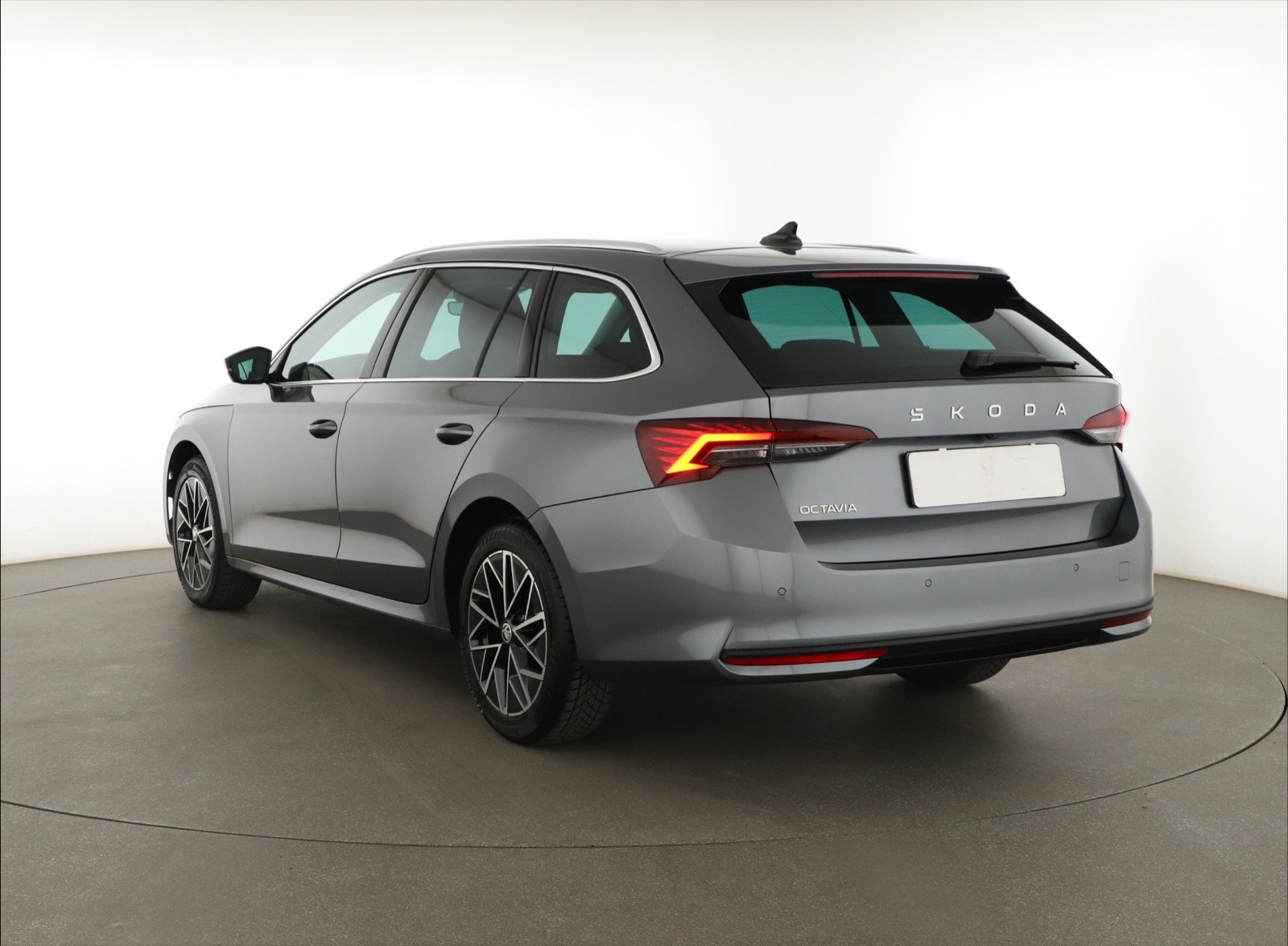 Škoda Octavia - 2024