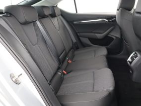 Škoda Octavia - 2023