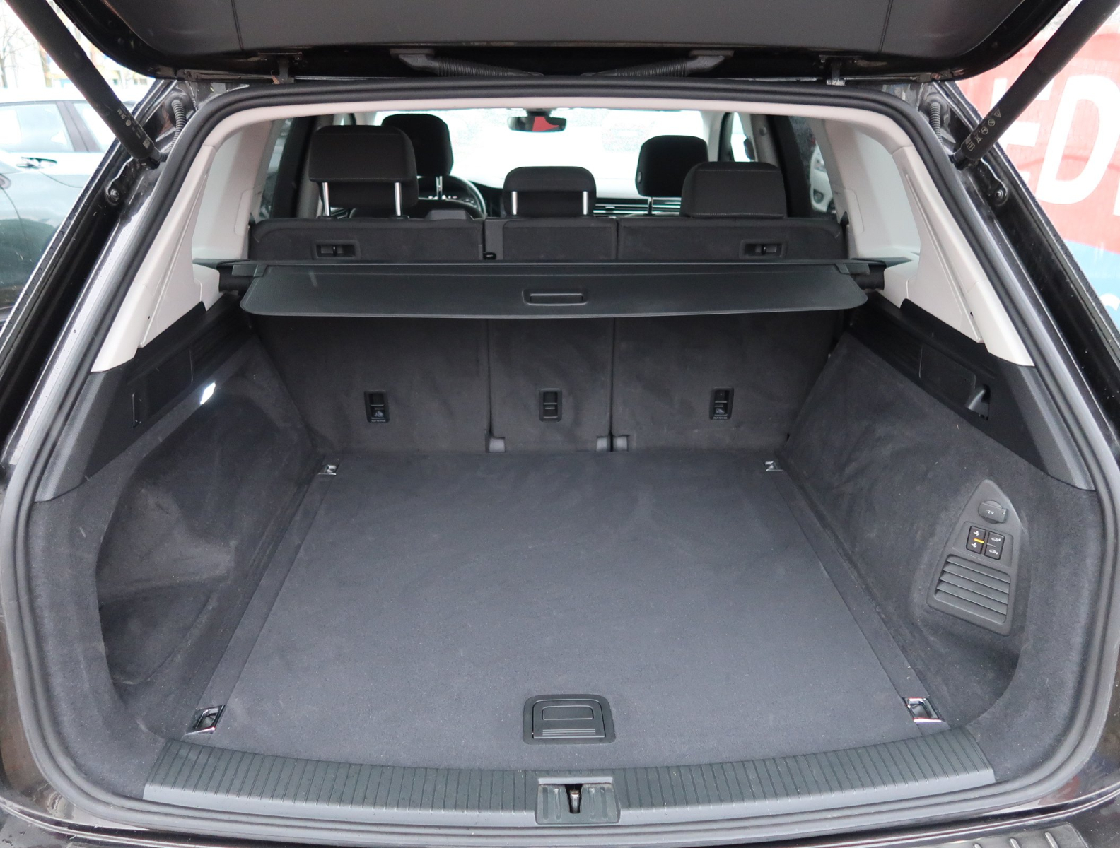 Volkswagen Touareg - 2022