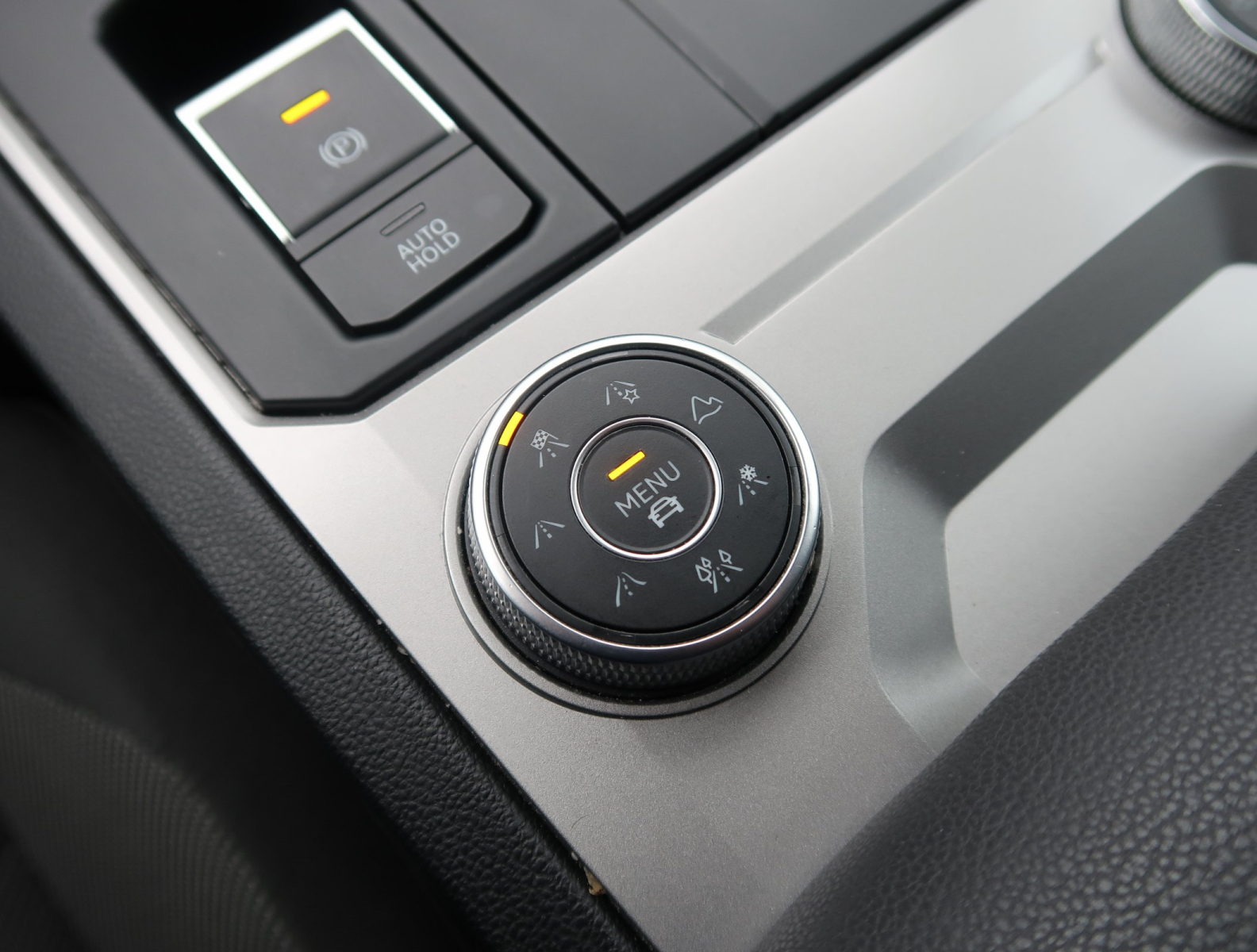 Volkswagen Touareg - 2022