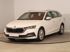 Škoda Octavia - 2023