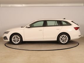 Škoda Octavia - 2023