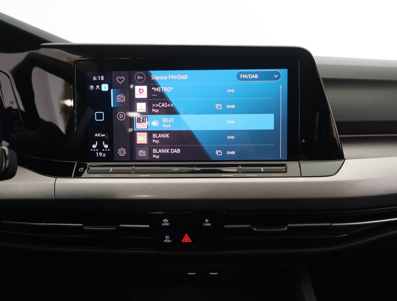 Volkswagen Golf, 2023