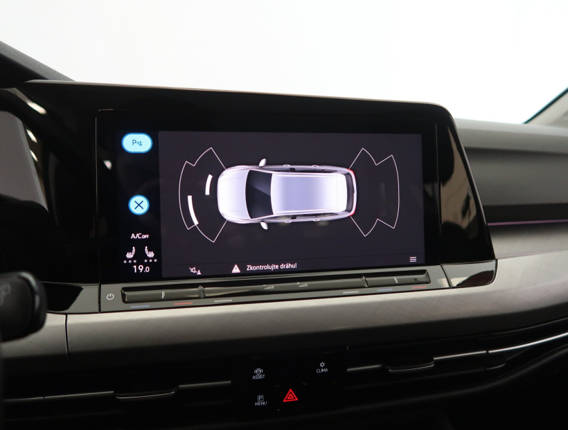 Volkswagen Golf, 2023