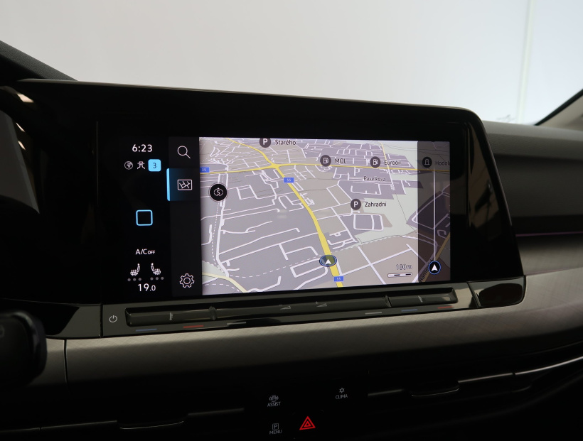 Volkswagen Golf, 2023