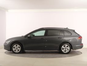 Volkswagen Golf - 2023