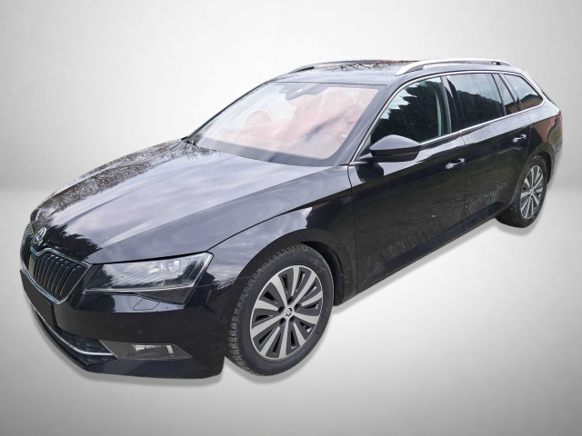 Škoda Superb 2016