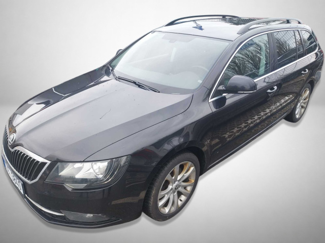 Škoda Superb 2015