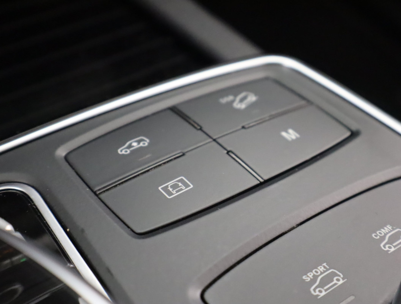 Mercedes-Benz GLS, 2016