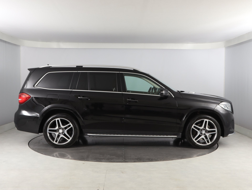Mercedes-Benz GLS, 2016