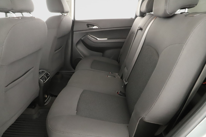 Chevrolet Orlando, 2011