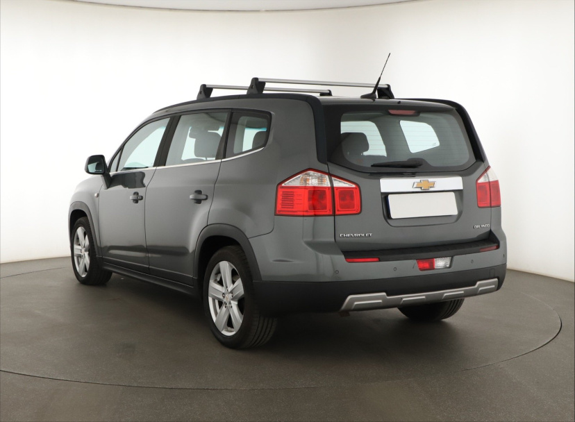 Chevrolet Orlando, 2011
