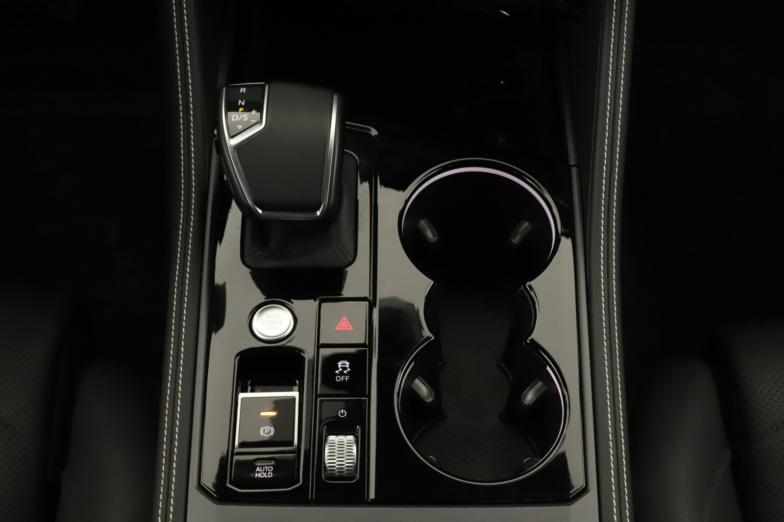 Volkswagen Touareg - 2025