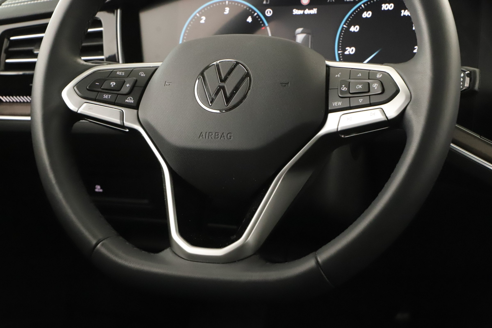 Volkswagen Touareg - 2025