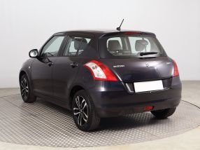 Suzuki Swift - 2015