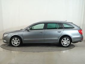Skoda Superb - 2012