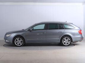 Skoda Superb - 2011