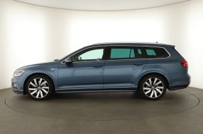 Volkswagen Passat - 2016