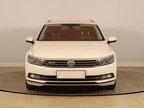 Volkswagen Passat - 2016