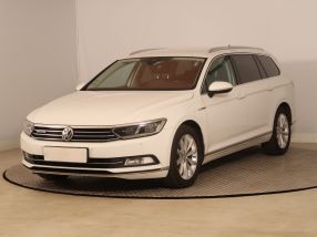 Volkswagen Passat - 2016
