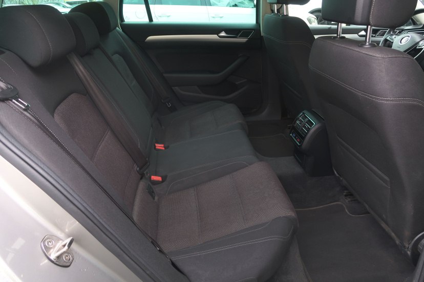 Volkswagen Passat, 2016