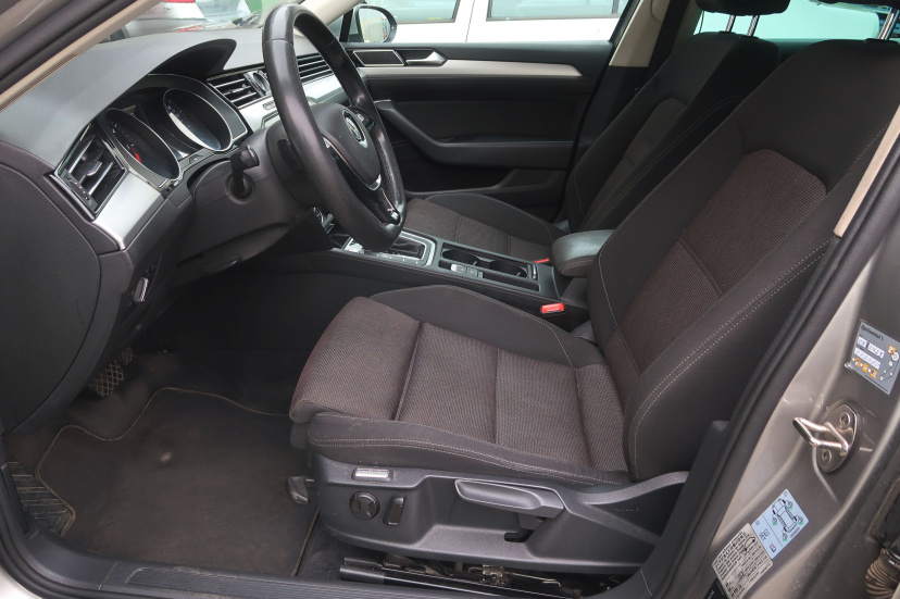 Volkswagen Passat, 2016