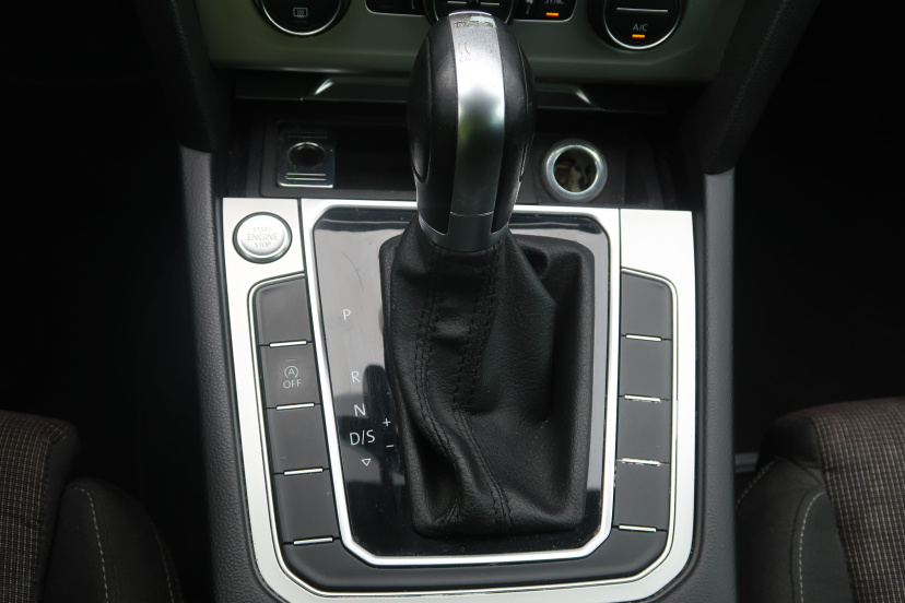 Volkswagen Passat, 2016