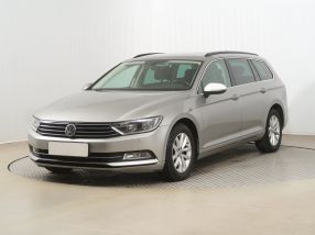 Volkswagen Passat - 2016