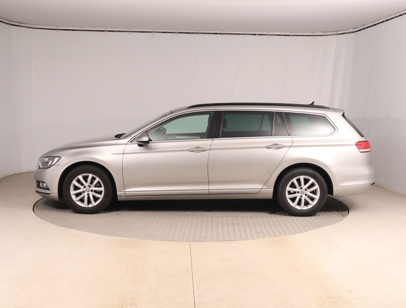 Volkswagen Passat, 2016