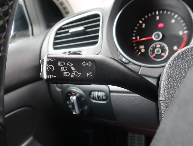 Volkswagen Golf, 2011