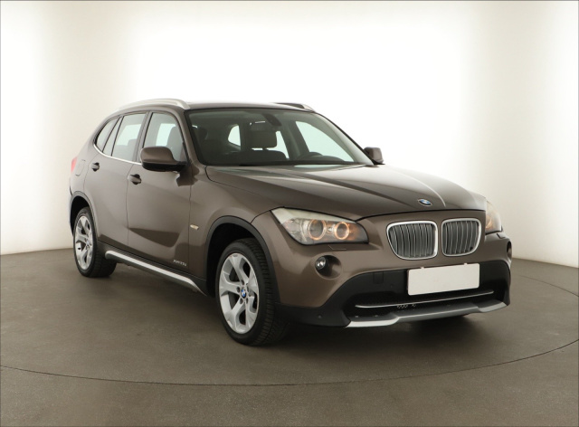 BMW X1 2011