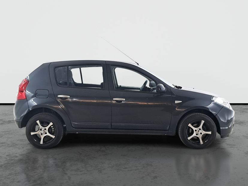 Dacia Sandero, 2010