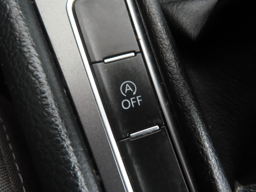 Volkswagen Golf, 2014