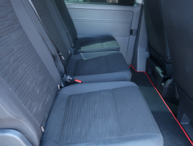 Volkswagen Caravelle - 2023